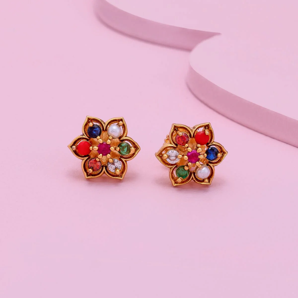 Antique Earring 184553 - Image 14