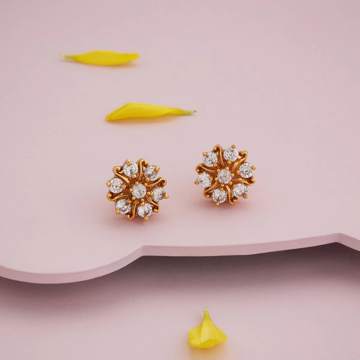 Antique Earring 184554 - Image 11