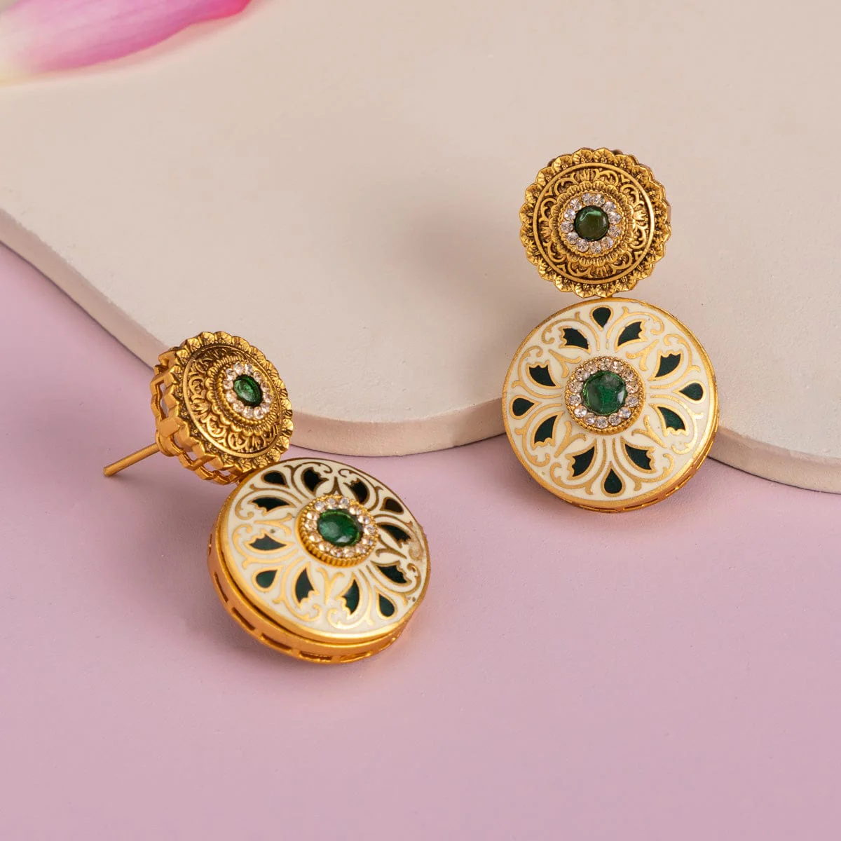Antique Earring 184950 - Image 7
