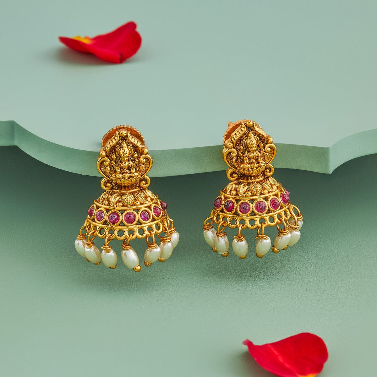 Antique Earring 187152 - Image 5