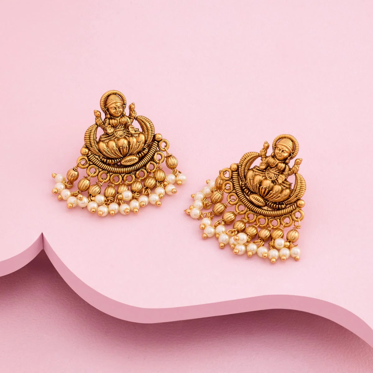Antique Earring 188977 - Image 2