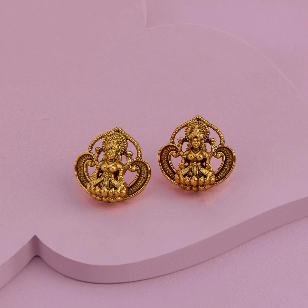 Antique Earring 188999 - Image 2