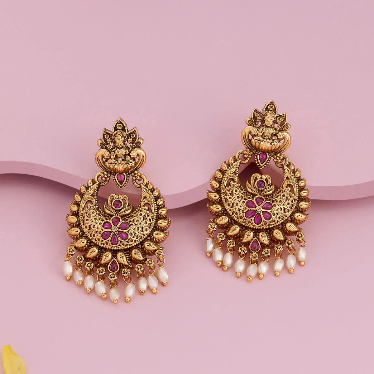 Antique Earring 189157 - Image 2
