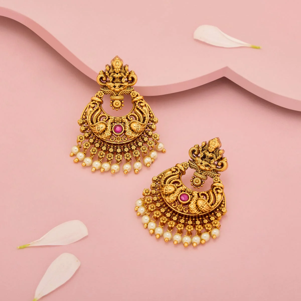 Antique Earring 189158 - Image 6