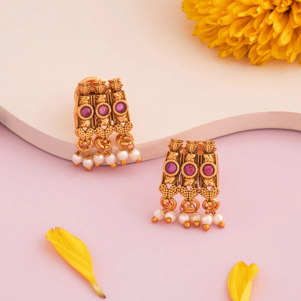 Antique Earring 190679 - Image 2
