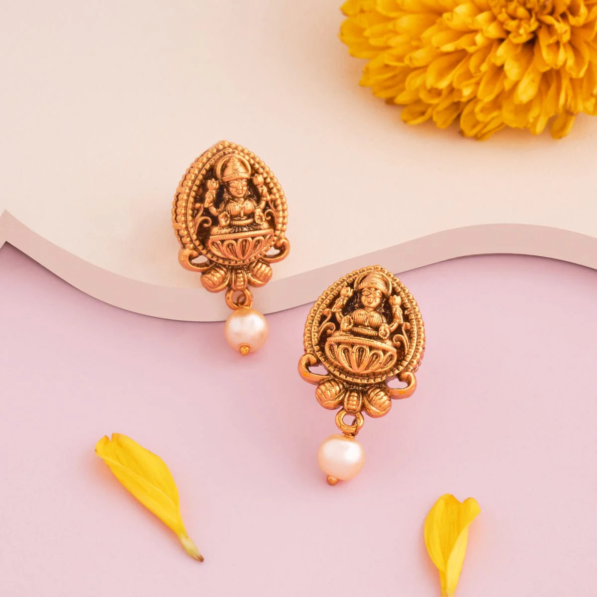 Antique Earring 190955 - Image 2