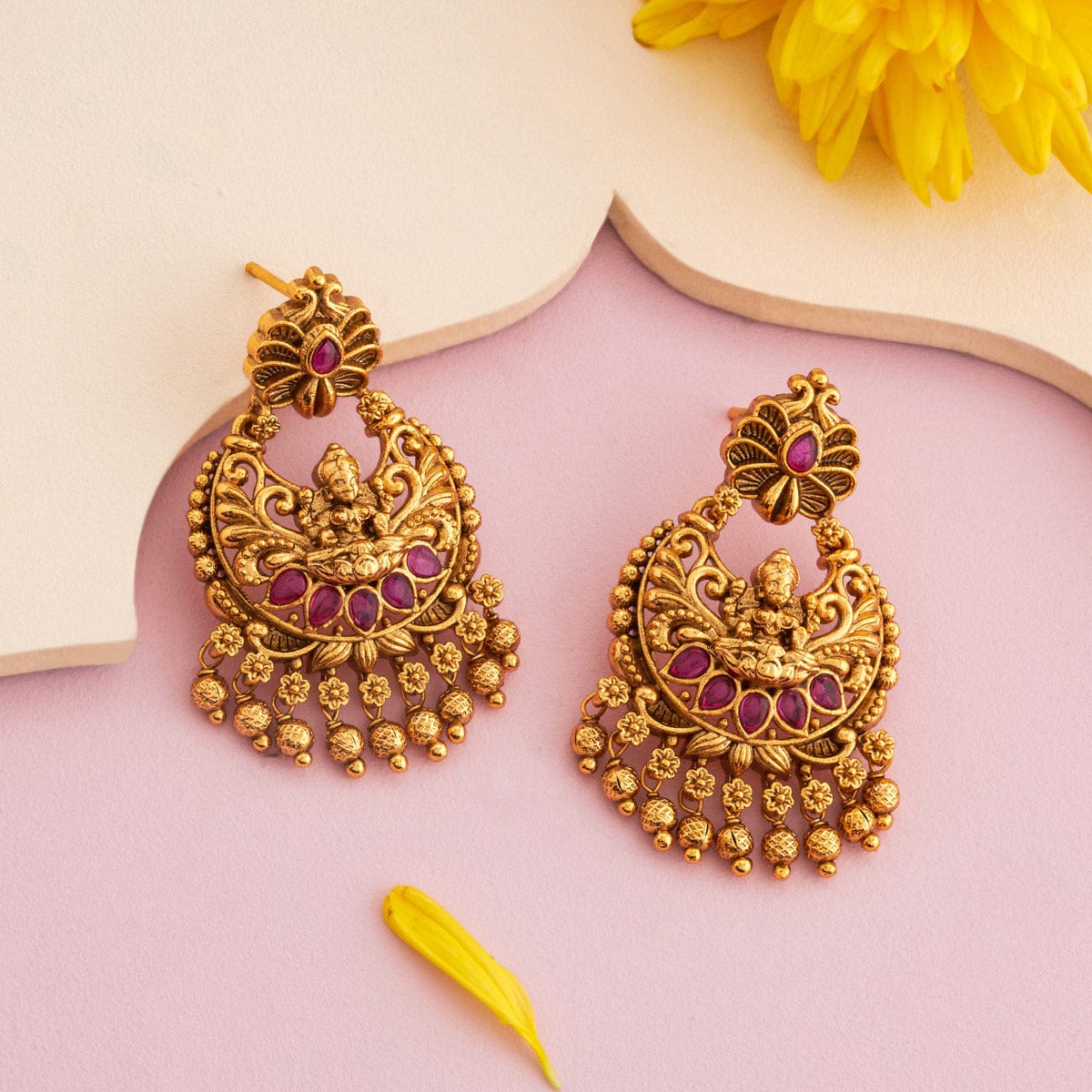 Antique Earring 191156 - Image 2