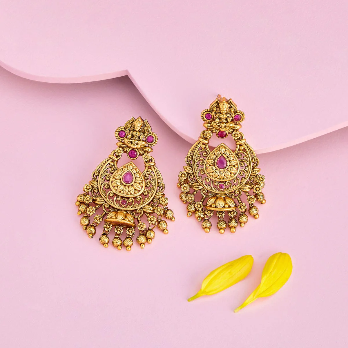 Antique Earring 193537 - Image 2