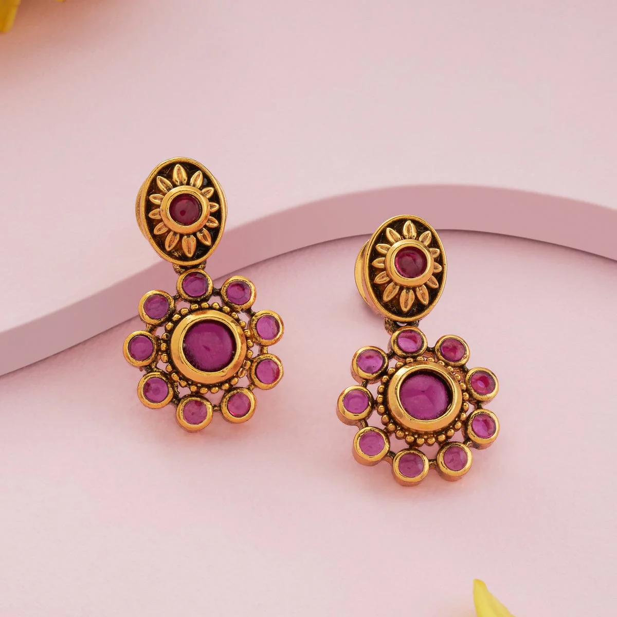 Antique Earring 193563 - Image 5