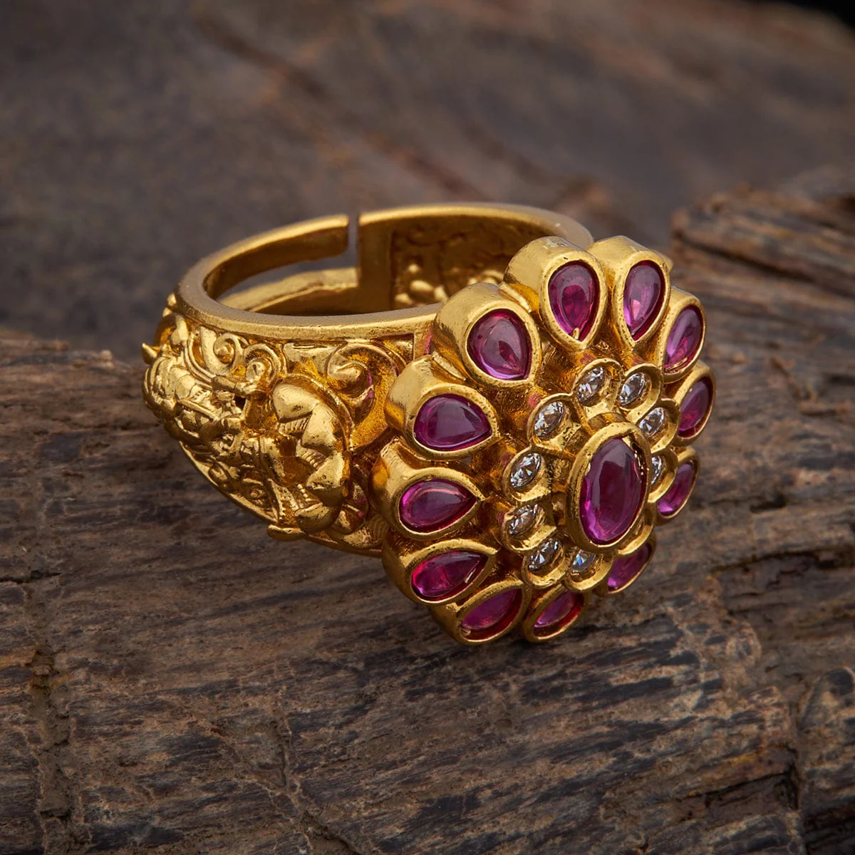 Antique Finger Ring 152586 - Image 3