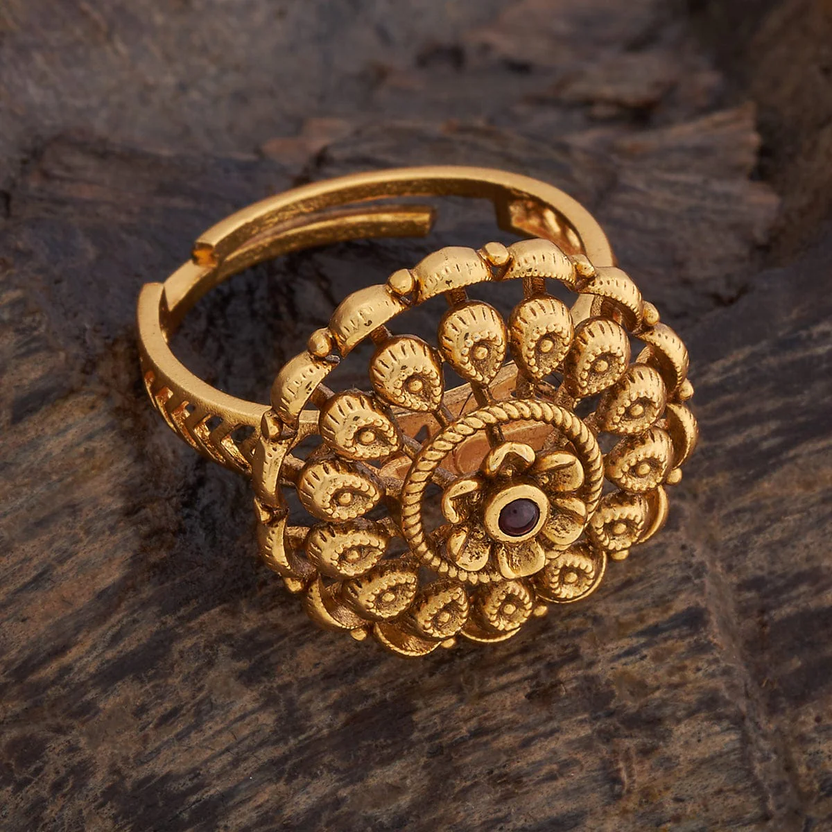 Antique Finger Ring 178643 - Image 3