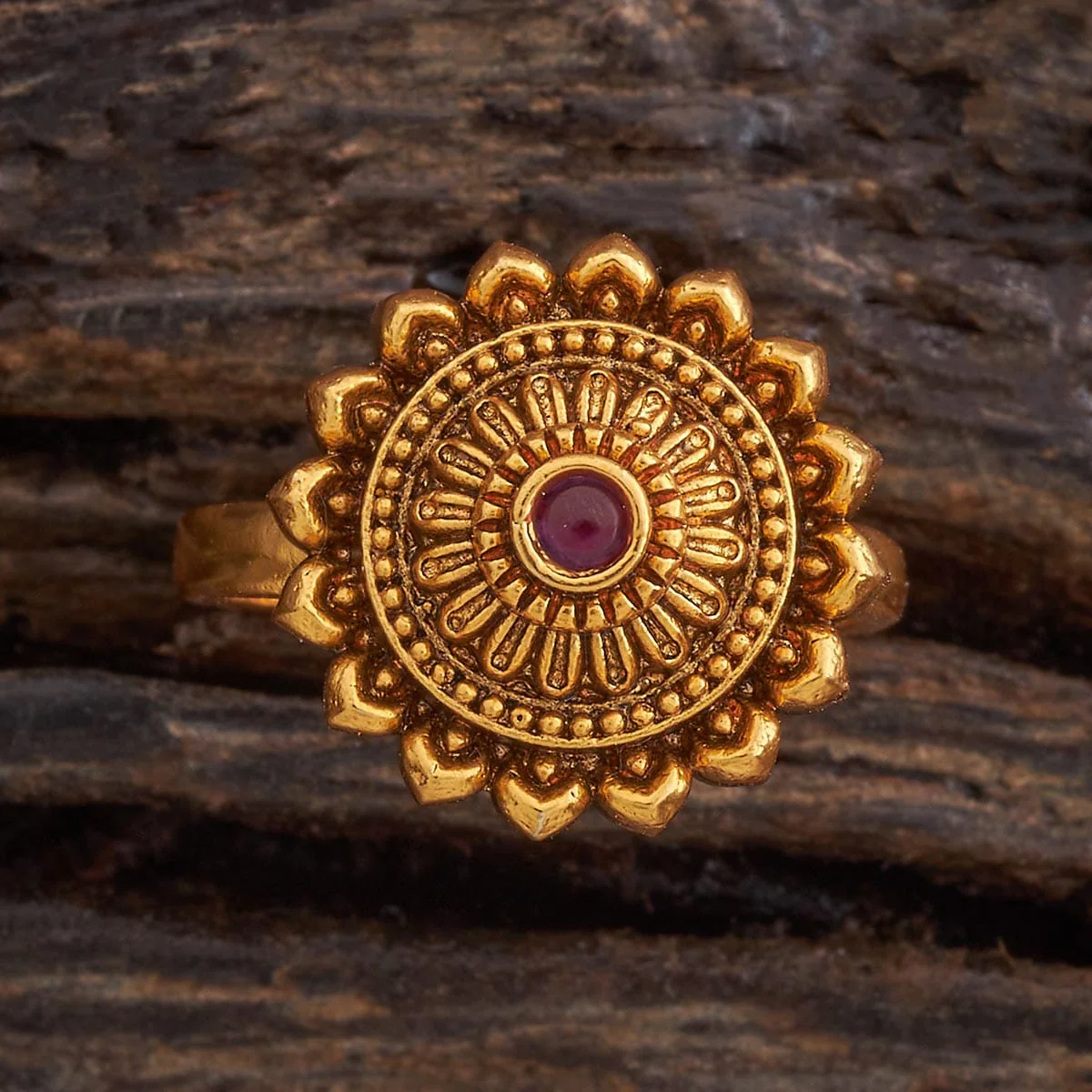 Antique Finger Ring 180039 - Image 4