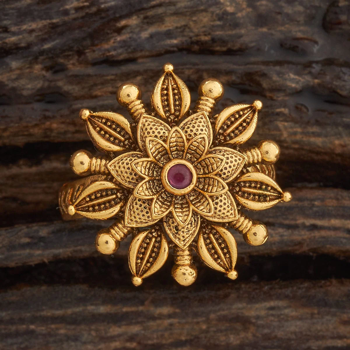 Antique Finger Ring 180544 - Image 4