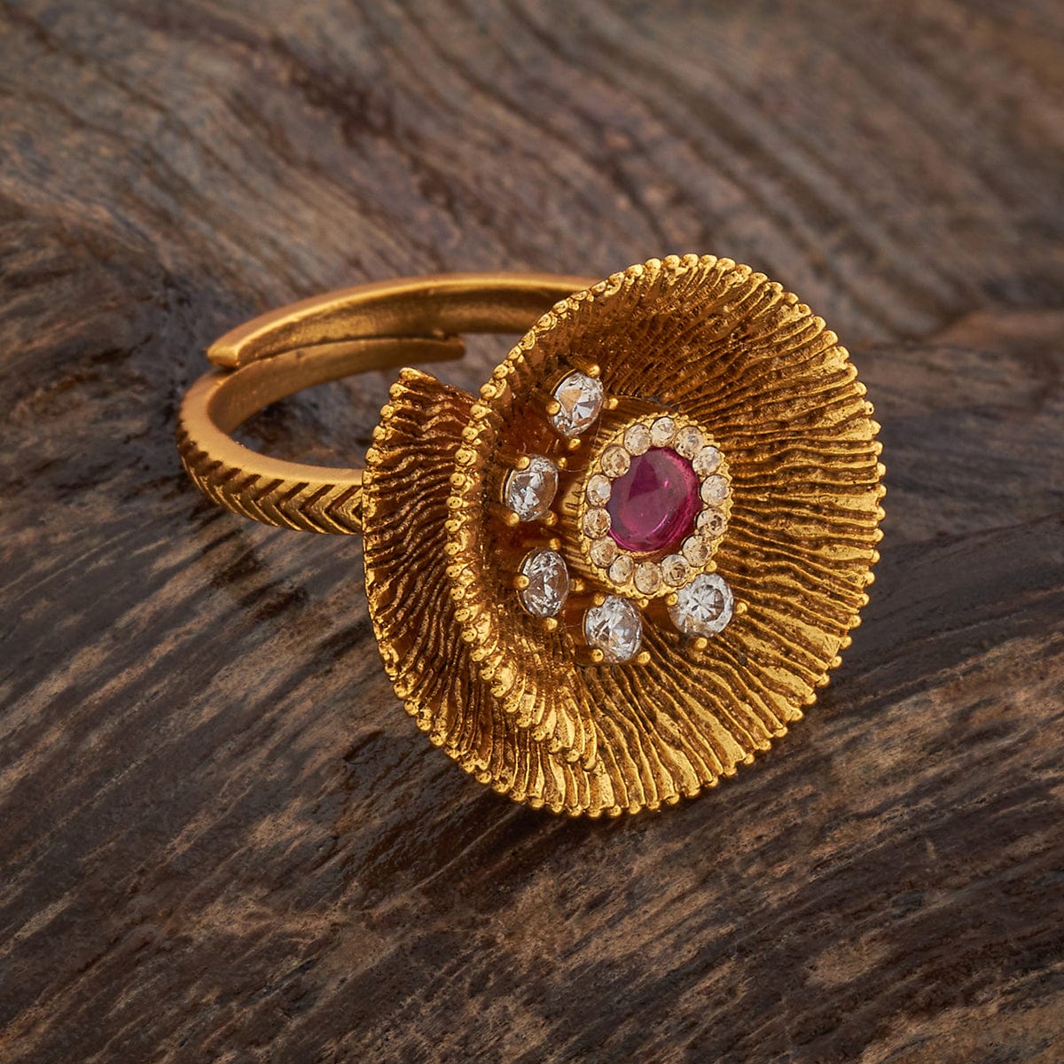 Antique Finger Ring 184952 - Image 3
