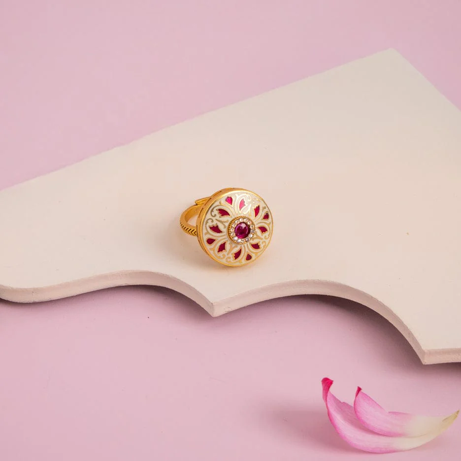 Antique Finger Ring 184957 - Image 2