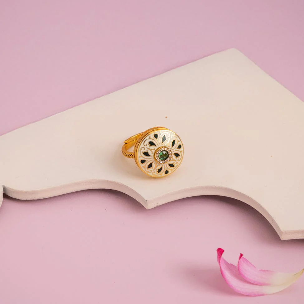 Antique Finger Ring 184957 - Image 6