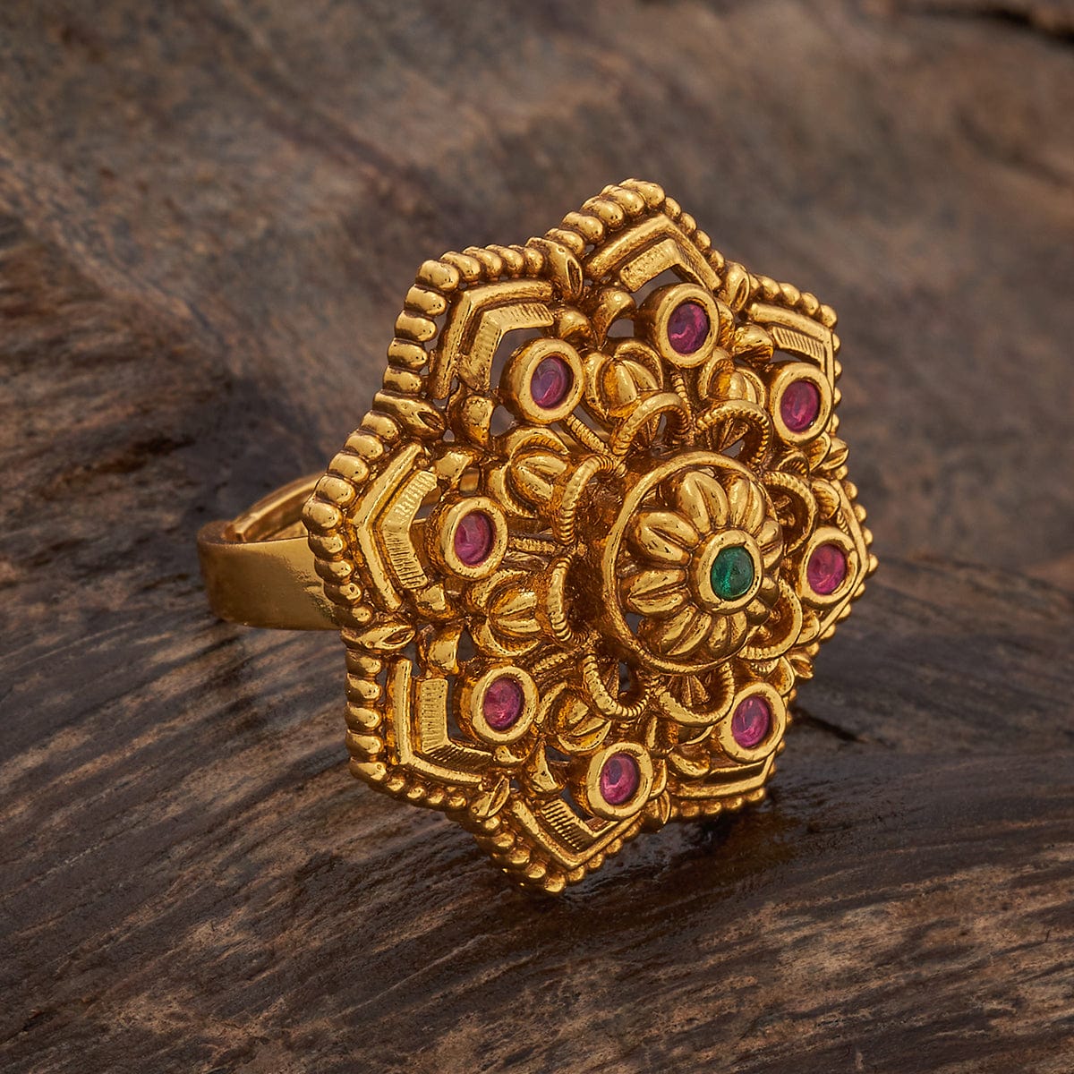 Antique Finger Ring 185143 - Image 2