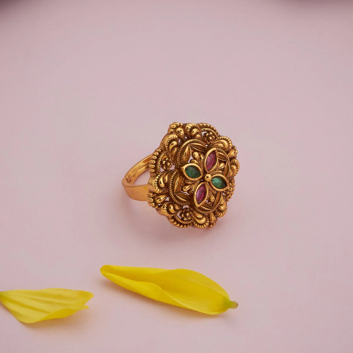 Antique Finger Ring 185641 - Image 2