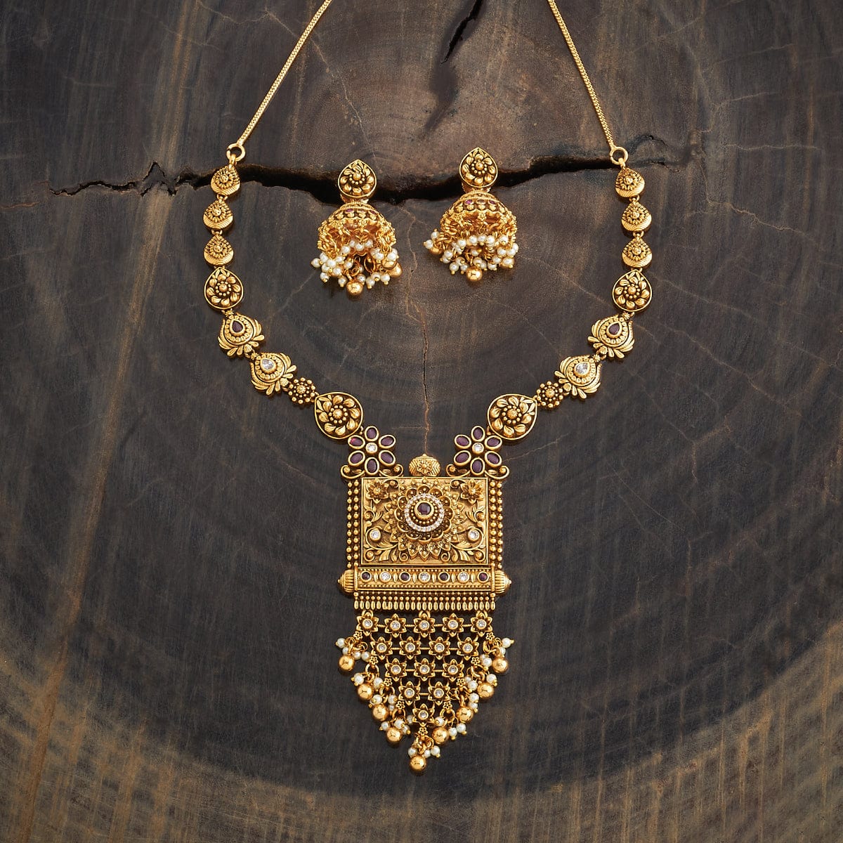 Antique Necklace 177695 - Image 2