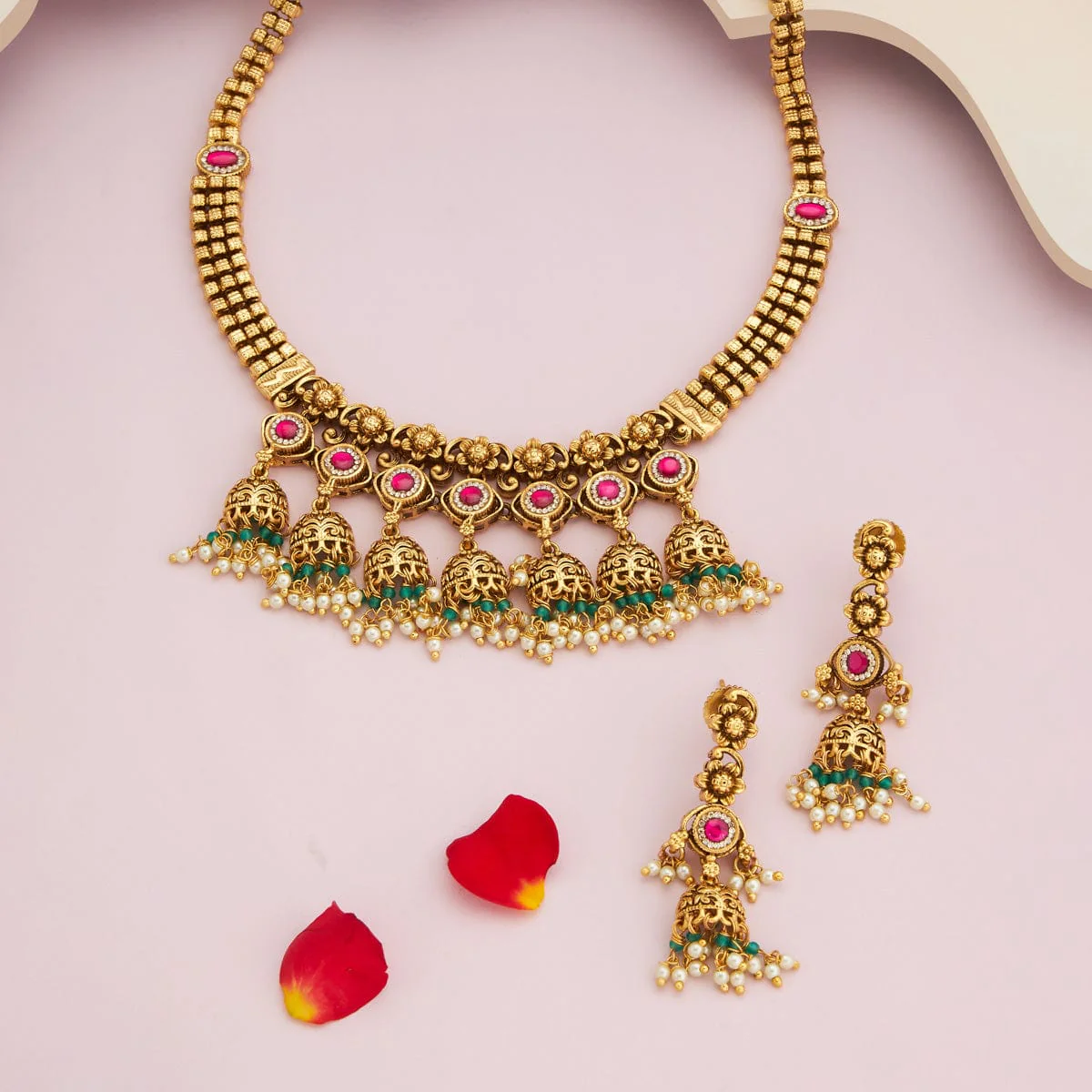 Antique Necklace 181098 - Image 2