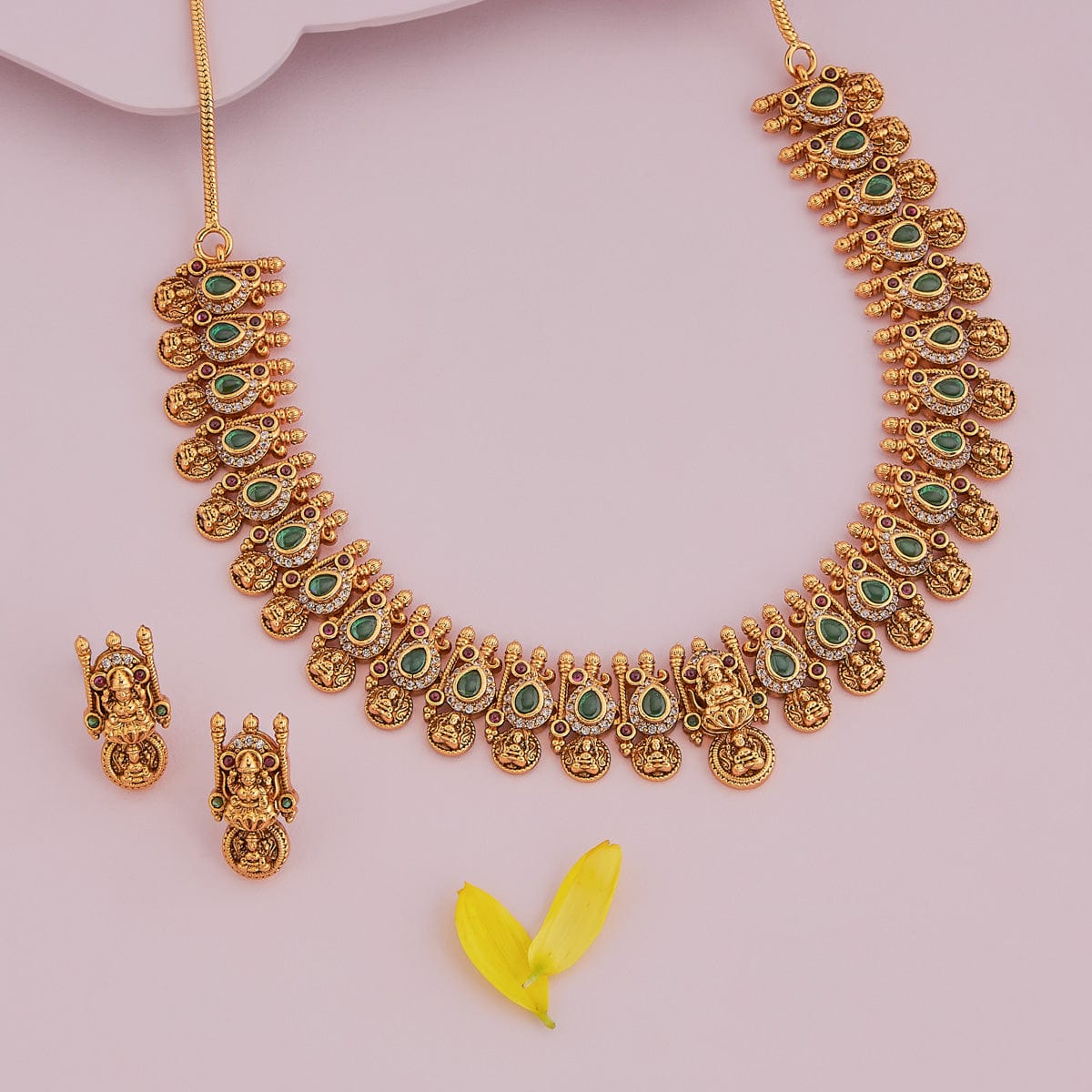 Antique Necklace 182758 - Image 2