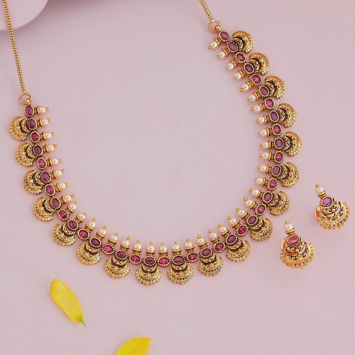 Antique Necklace 182759 - Image 2