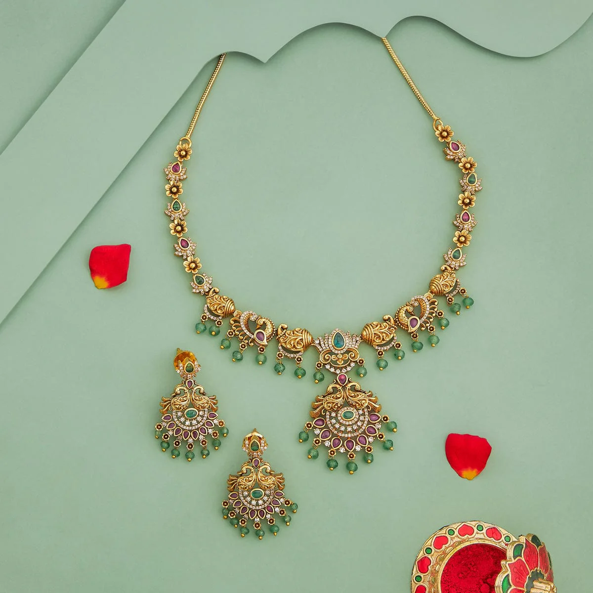 Antique Necklace 183362 - Image 2