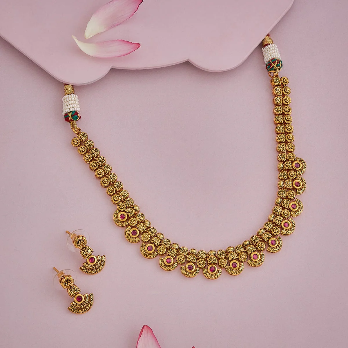 Antique Necklace 185358 - Image 2