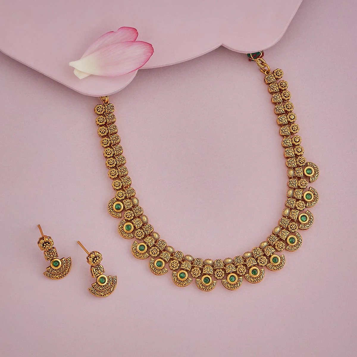Antique Necklace 185358 - Image 7