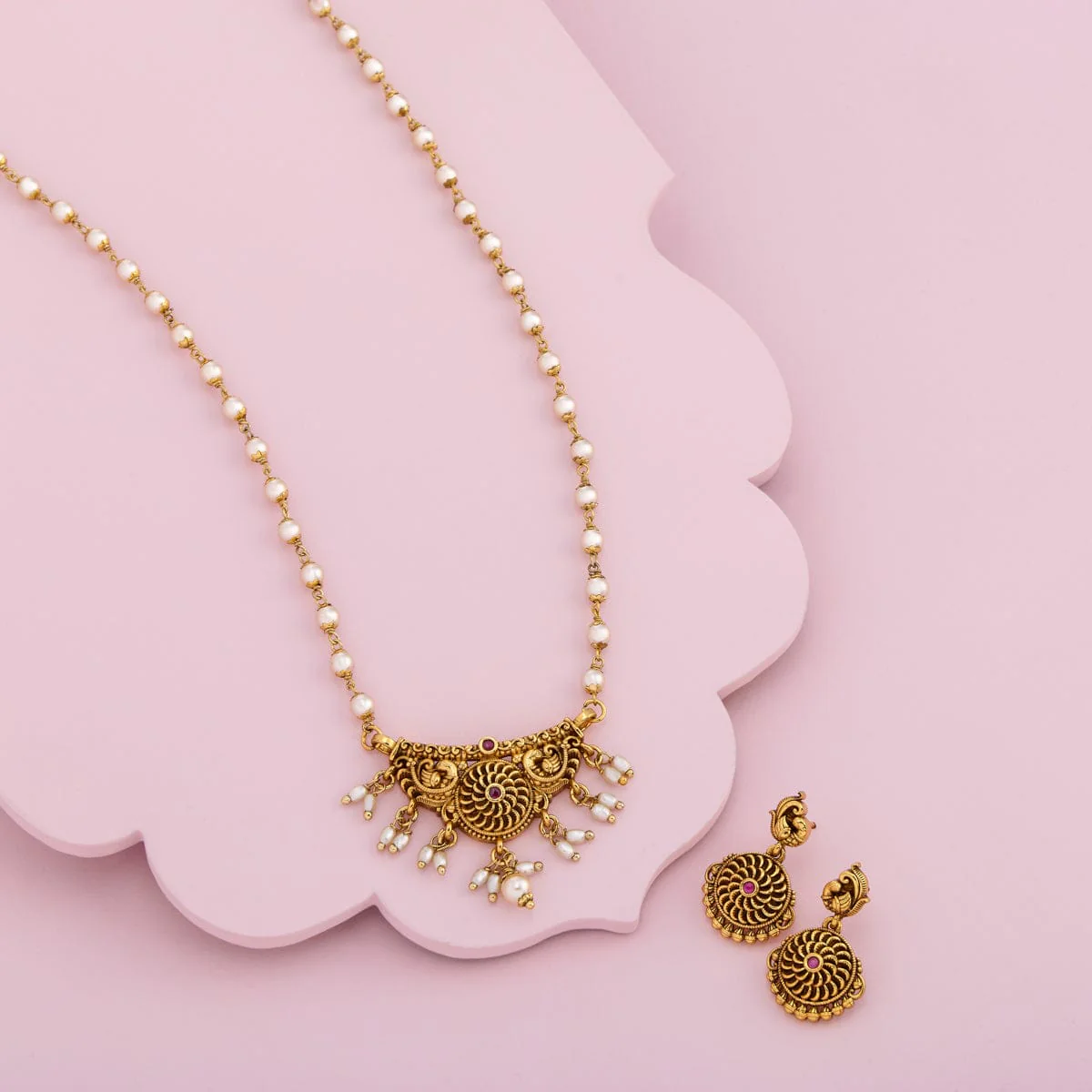 Antique Necklace 185673 - Image 2