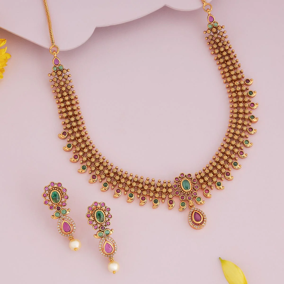 Antique Necklace 186398 - Image 2
