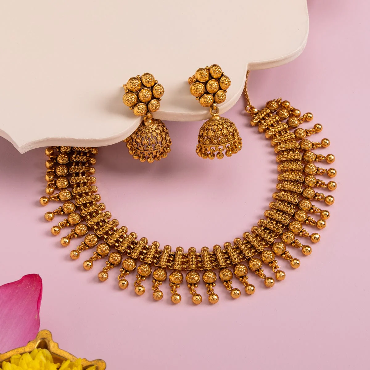Antique Necklace 186404 - Image 2