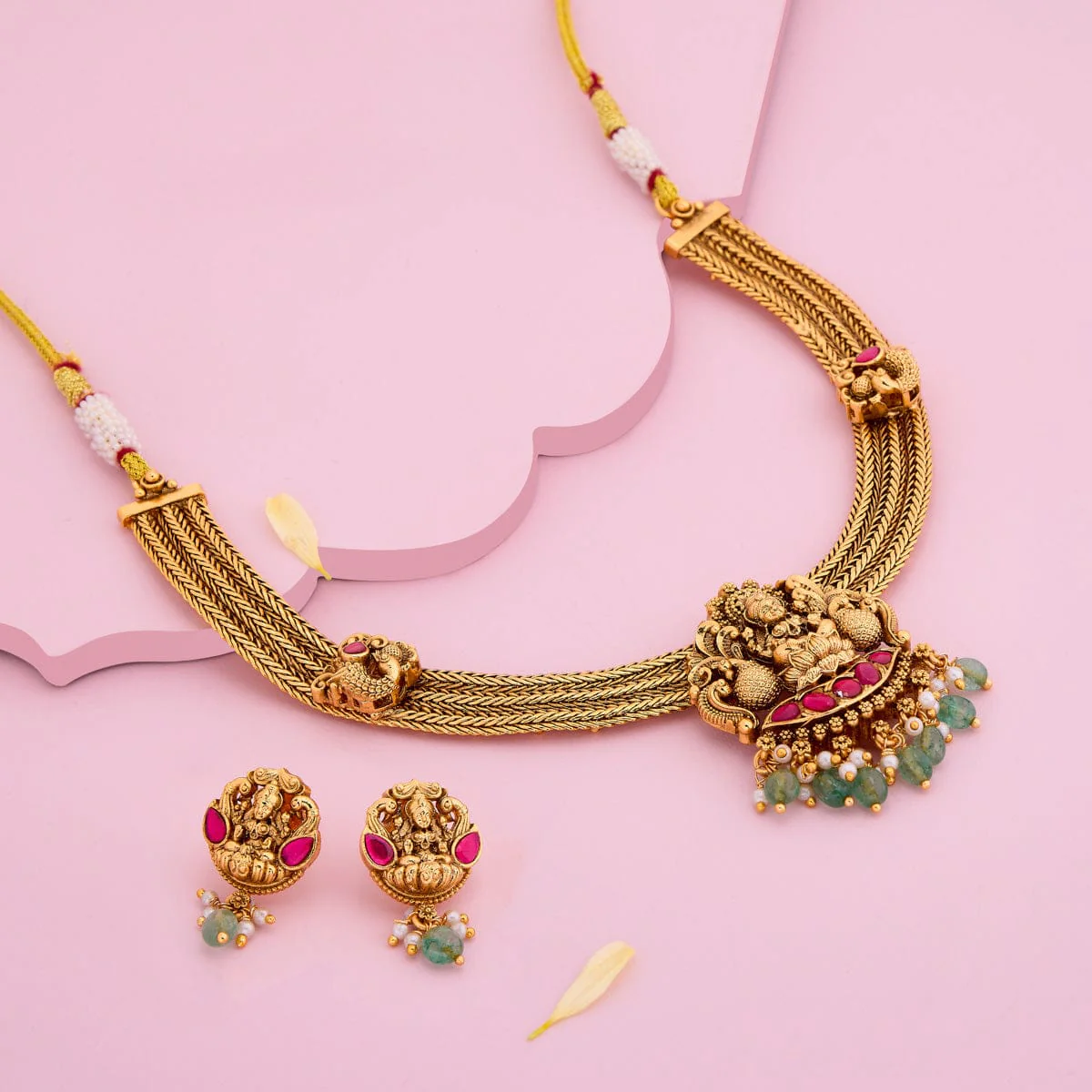 Antique Necklace 187092 - Image 2