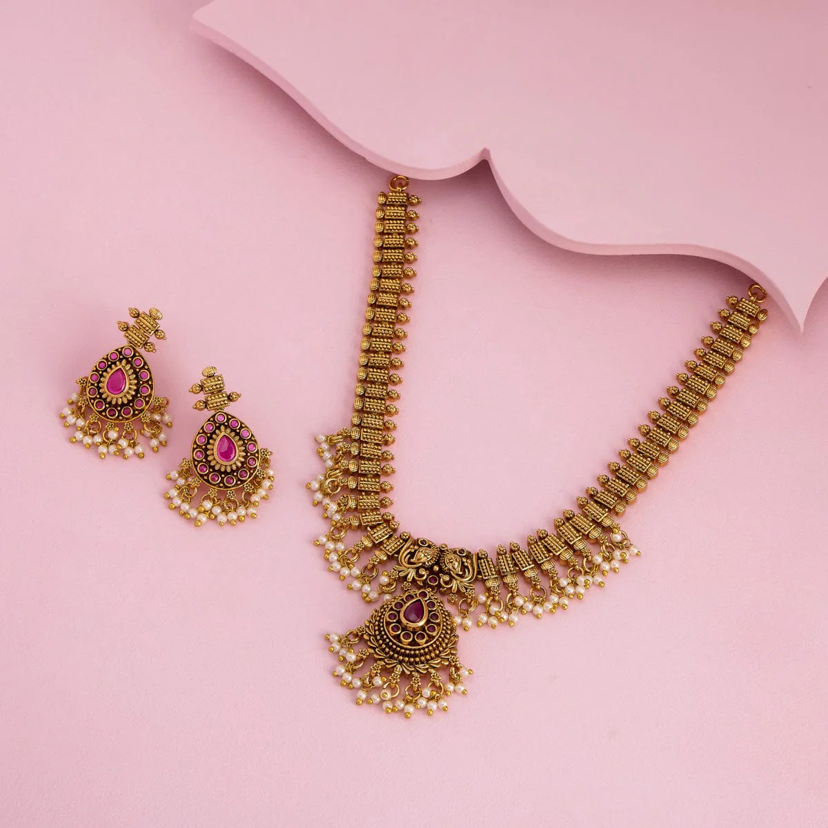 Antique Necklace 188060 - Image 2