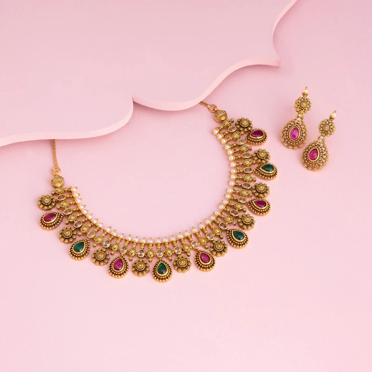 Antique Necklace 188062 - Image 2