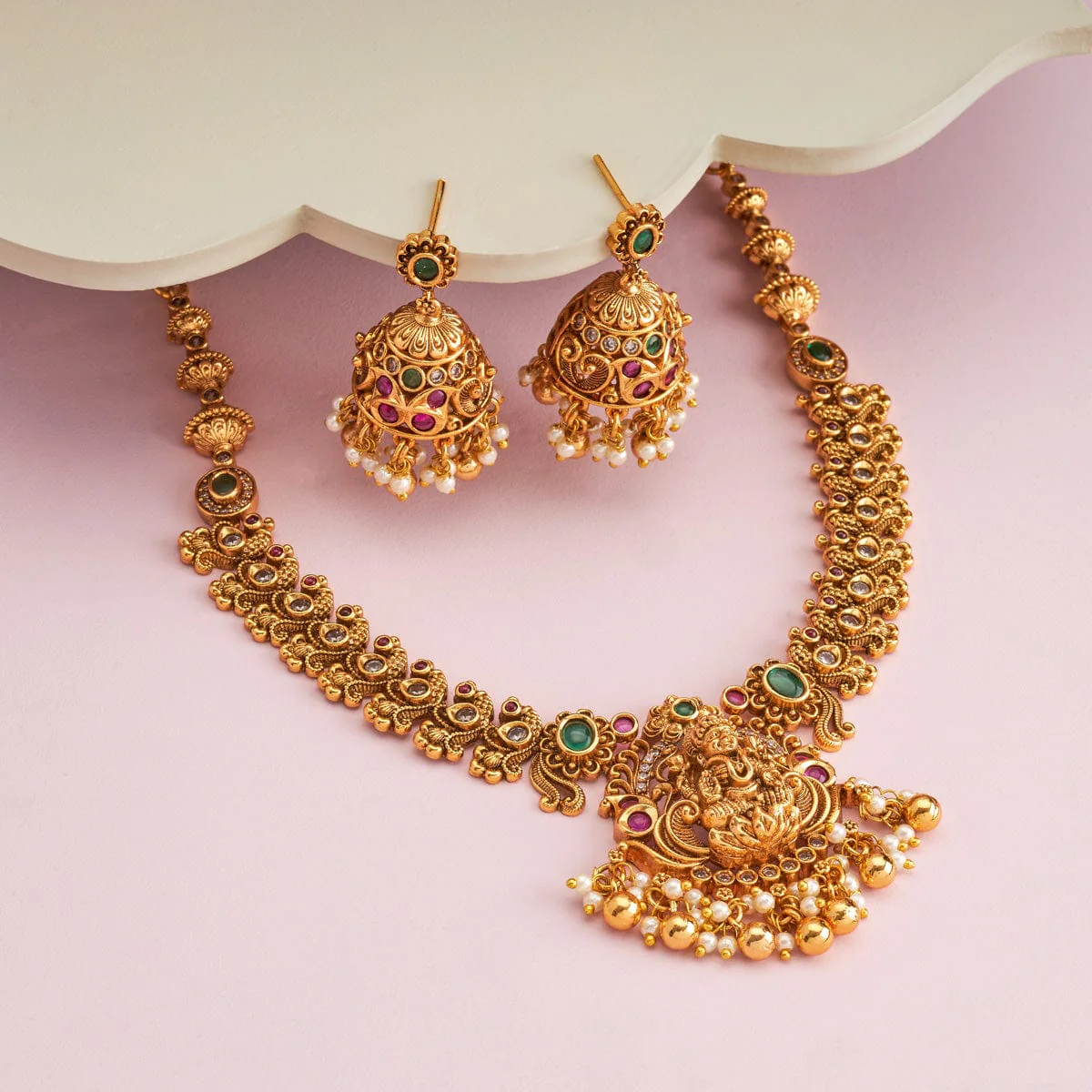 Antique Necklace 188063 - Image 2