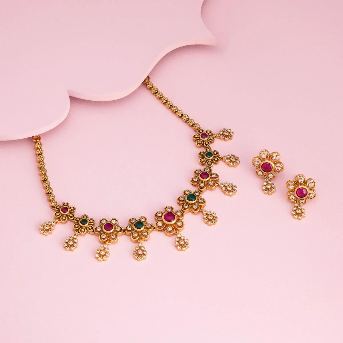 Antique Necklace 188064 - Image 2