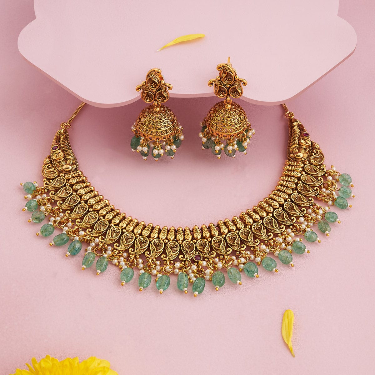 Antique Necklace 188716 - Image 2