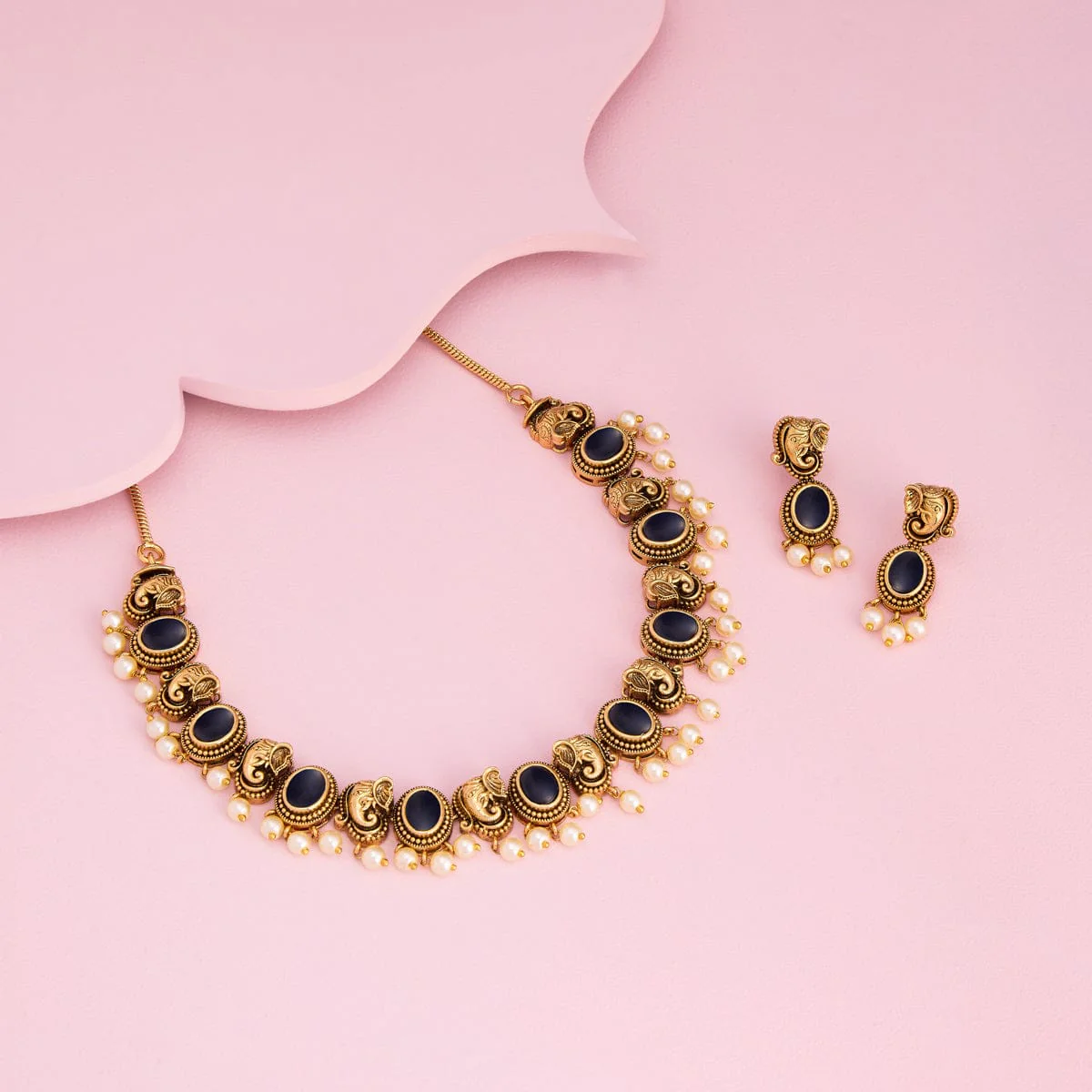 Antique Necklace 188718 - Image 17