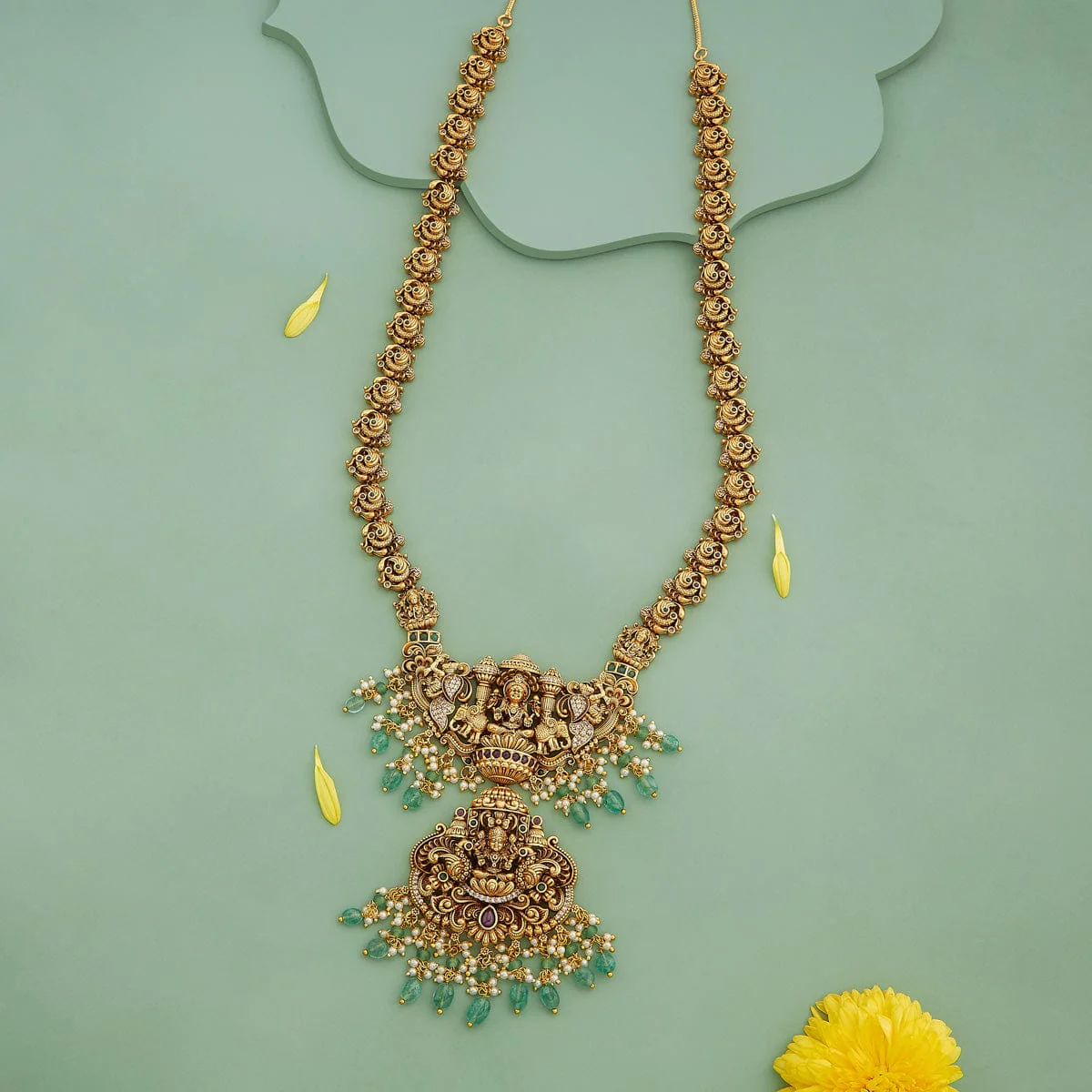 Antique Necklace 188723 - Image 2