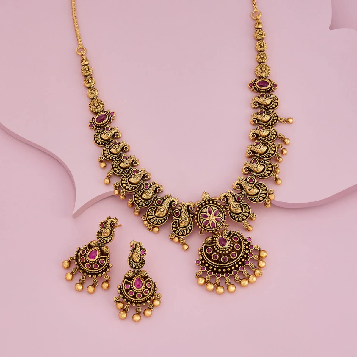 Antique Necklace 188913 - Image 2