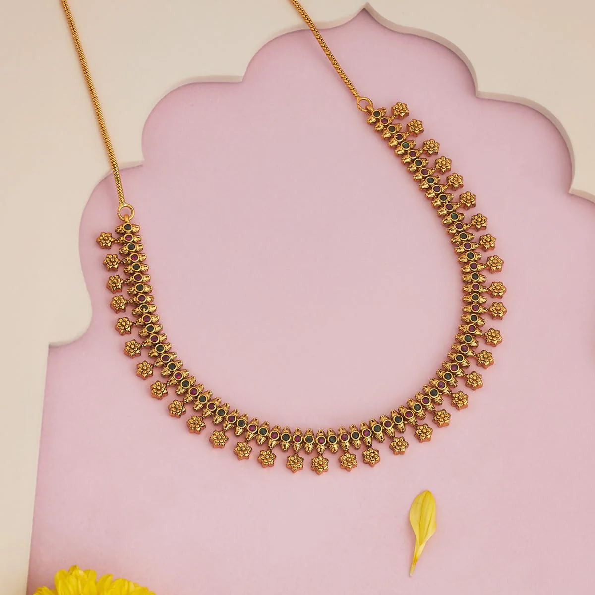 Antique Necklace 188917 - Image 2