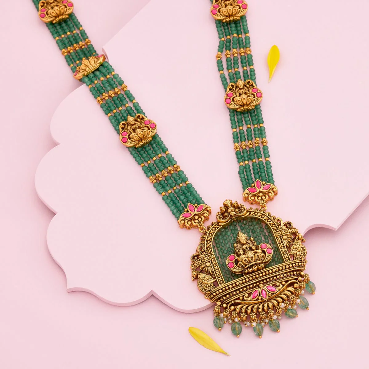 Antique Necklace 189113 - Image 2