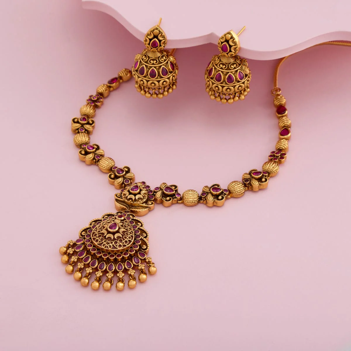 Antique Necklace 190355 - Image 2