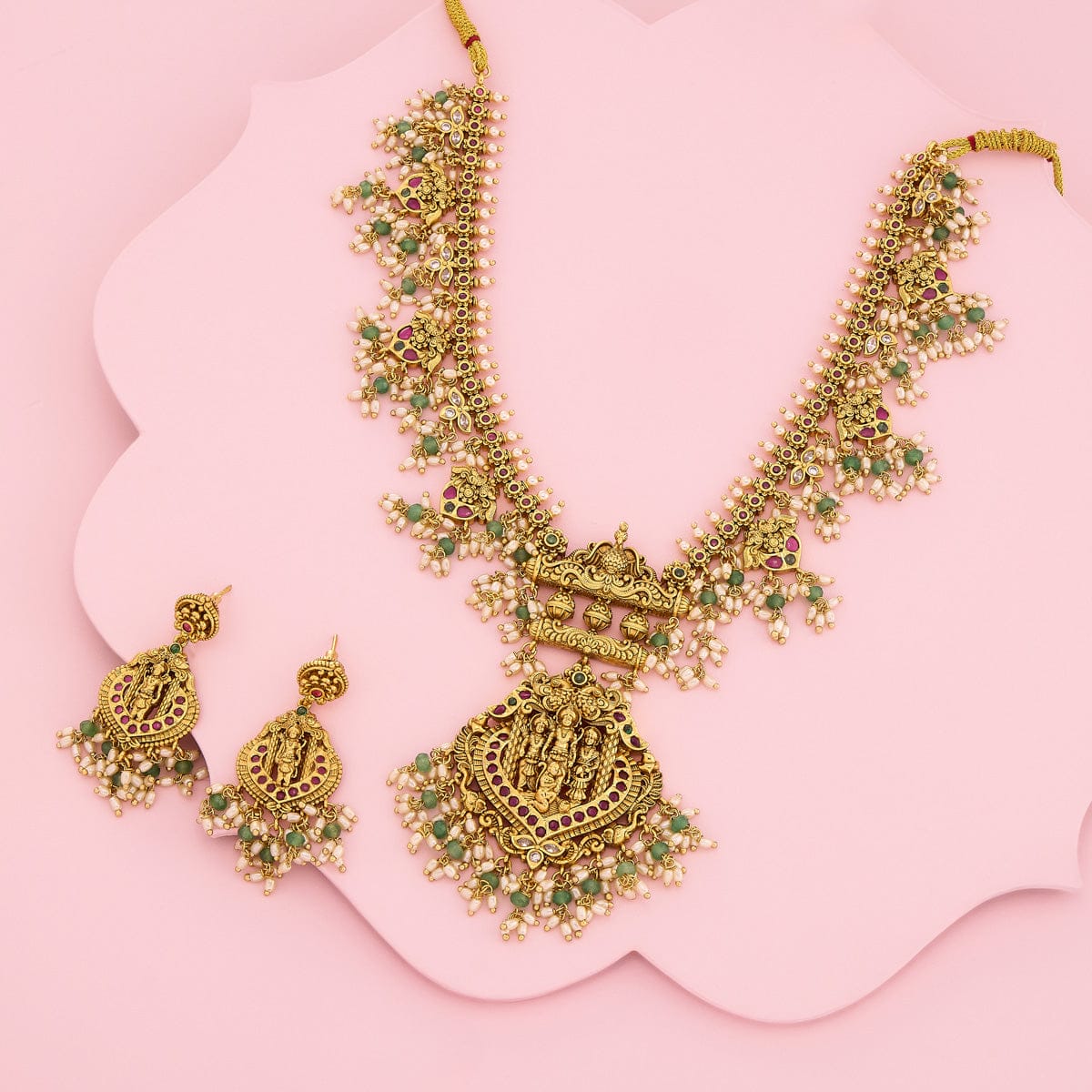 Antique Necklace 190537 - Image 2