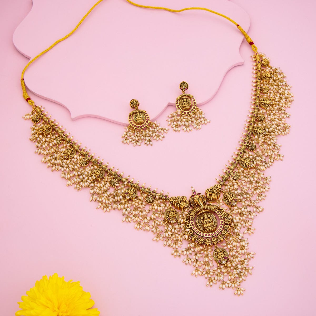 Antique Necklace 190539 - Image 2