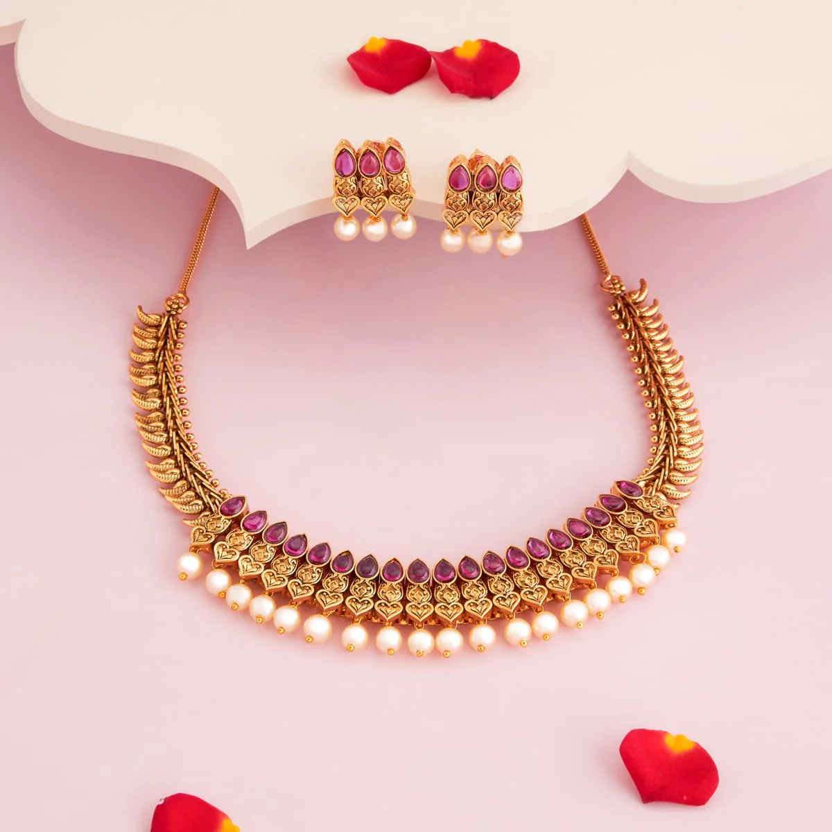 Antique Necklace 190684 - Image 2