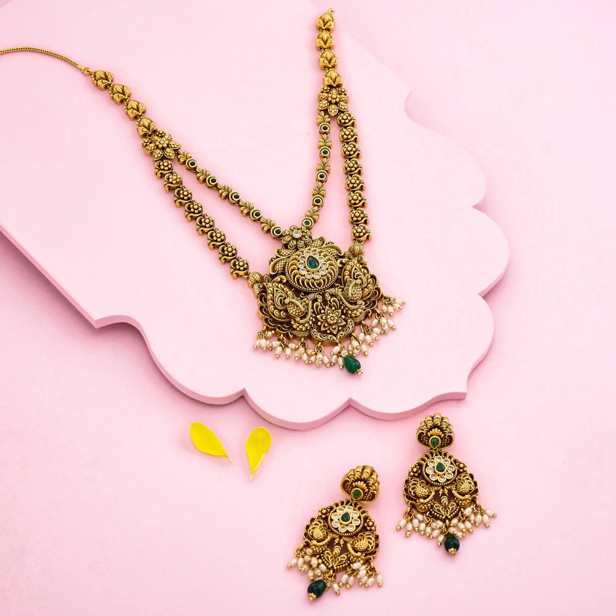 Antique Necklace 190712 - Image 2