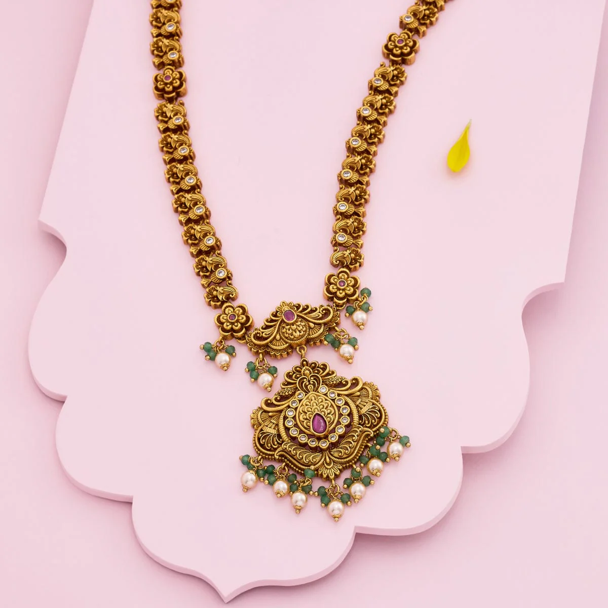 Antique Necklace 190727 - Image 2