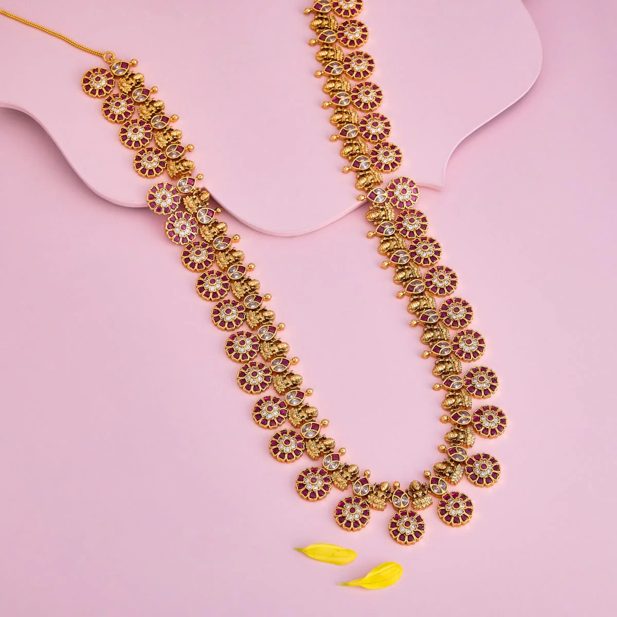 Antique Necklace 191124 - Image 2